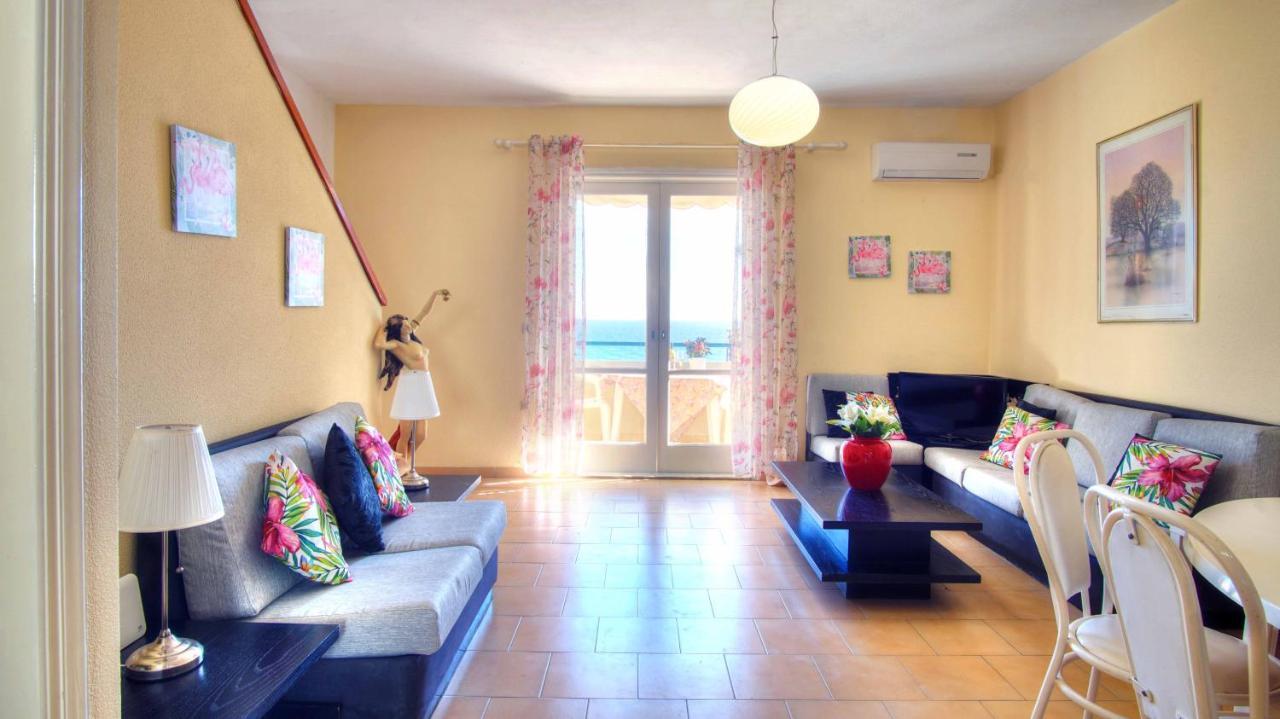 Sea View Maisonette Glyfada Beach Exterior photo