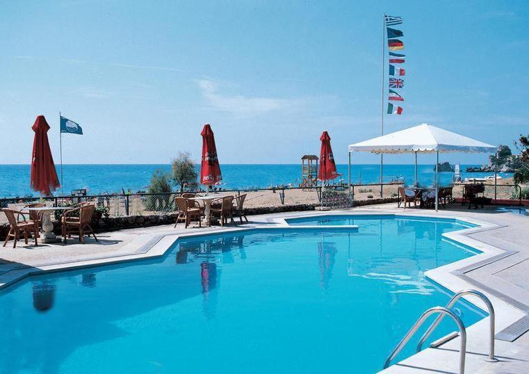 Sea View Maisonette Glyfada Beach Exterior photo