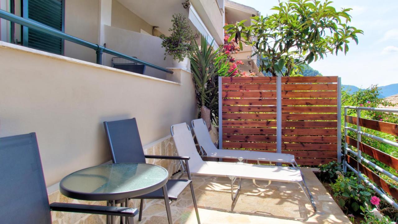 Sea View Maisonette Glyfada Beach Exterior photo